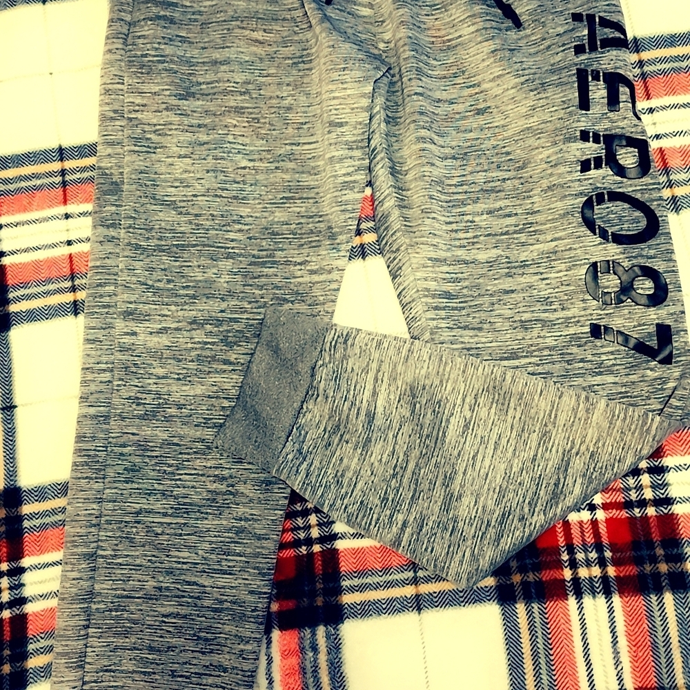 Aeropostale Heather Gray Kids Jogger Pants with Side Logo